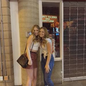 Meet your Posher, Emma